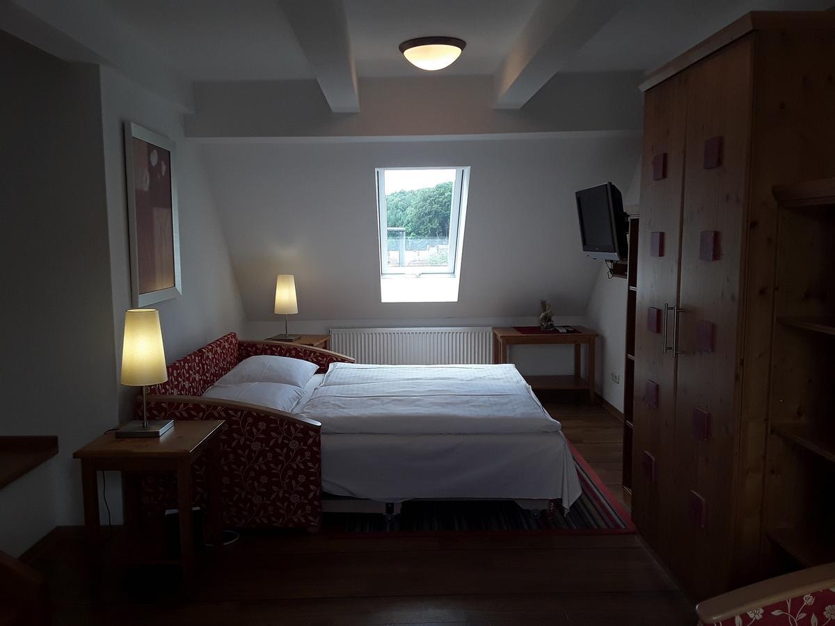Landgasthof "Zur Post" Hotel Koenigstein  Exterior photo